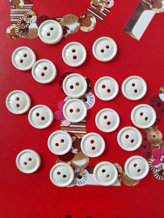 Pack of 20 8mm Rim Edge Cream Round 2 Hole Buttons - Front