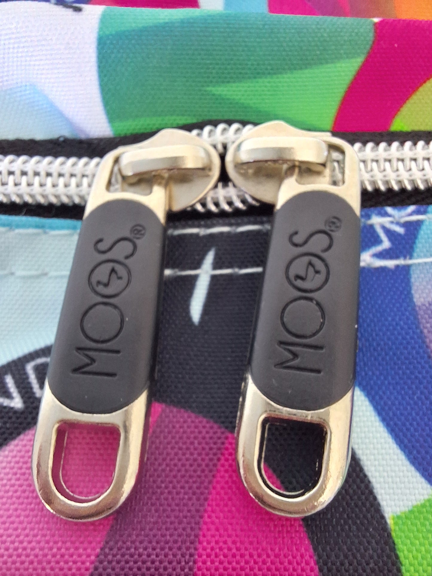 Moos Trends Sunglasses Print Adaptable Backpack